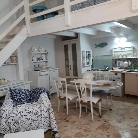 Tipico In Centro Storico A Apartman Gallipoli