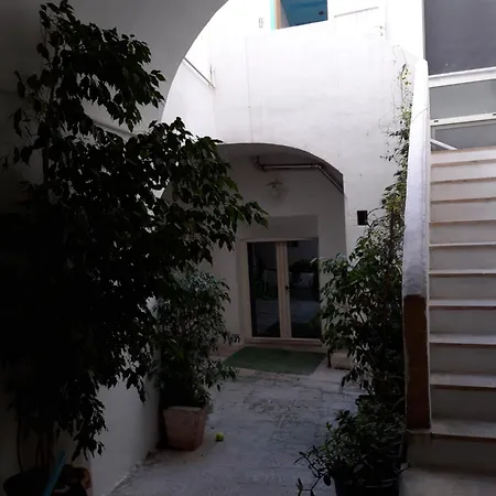 Tipico In Centro Storico A Apartman *